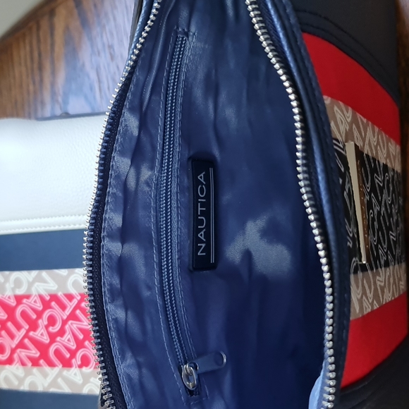 NWT ⚓ NAUTICA Shoreline Crossbody Bag - Picture 8 of 10